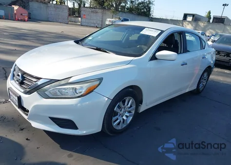 2016 Nissan Altima 2.5/2.5 S/2.5 Sl/2.5 Sr/2.5 Sv z USA, uszkodzony, nr VIN 1N4AL3AP5GN369481